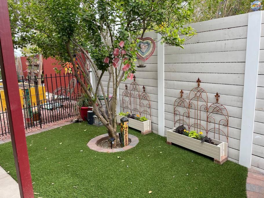 Encanto Cactus Flower Casita フェニックス エクステリア 写真