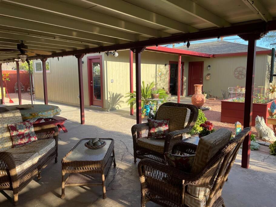 Encanto Cactus Flower Casita フェニックス エクステリア 写真